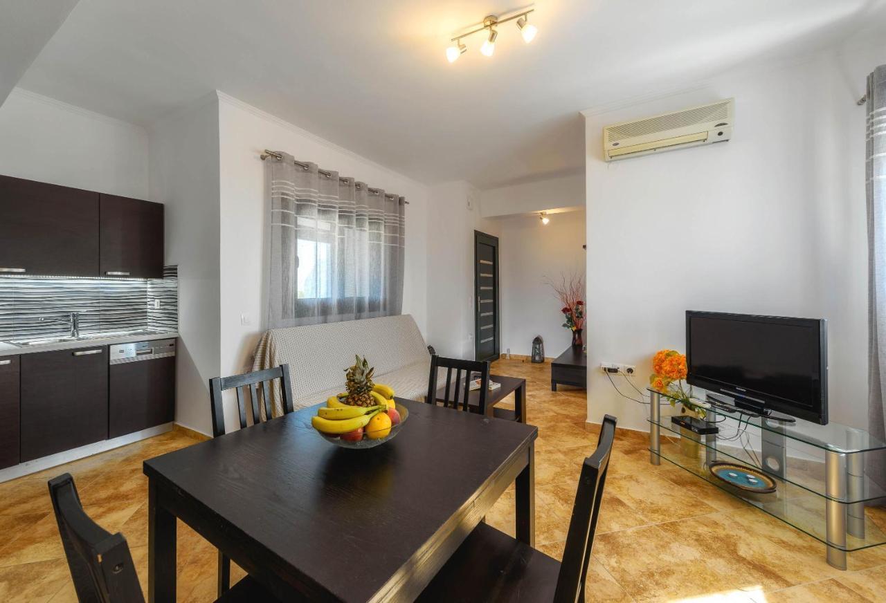 Alonaki Apartments Agios Leon المظهر الخارجي الصورة